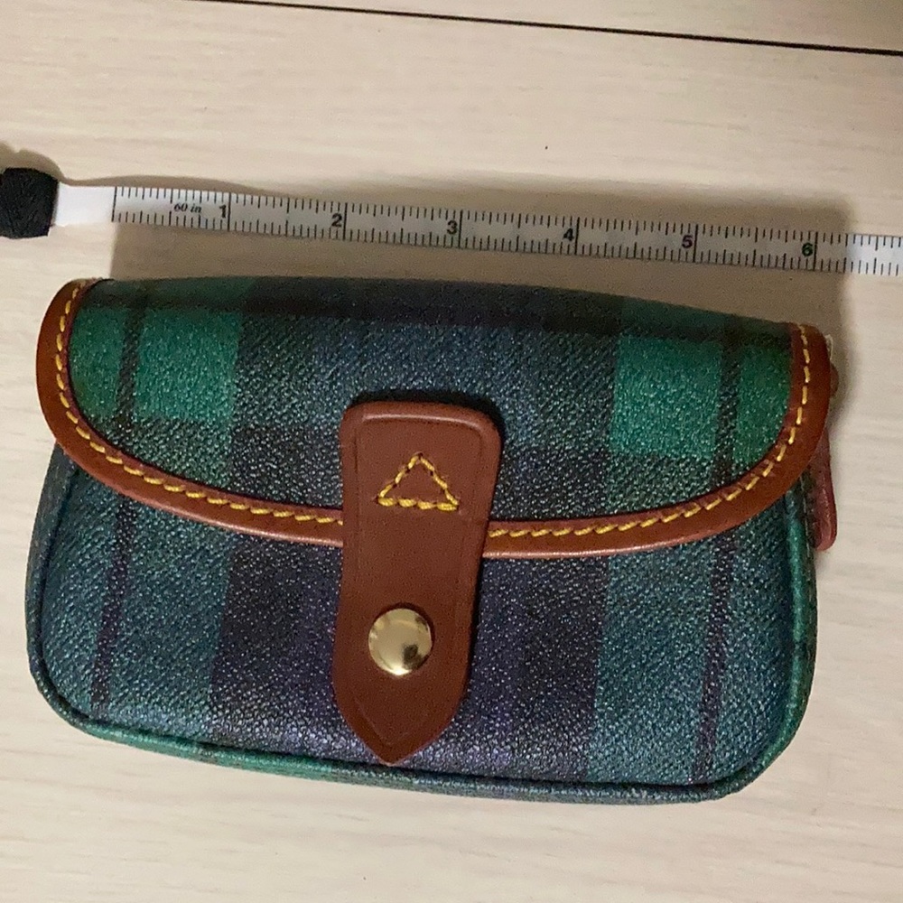 Dooney and Bourke wristlet